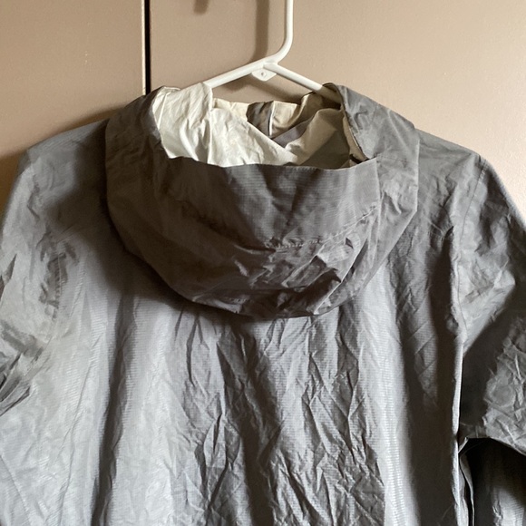 Patagonia Torrentshell Gray Hooded Rain Jacket Coat Windbreaker - Picture 4 of 10